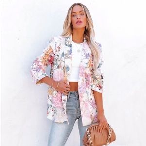 VICI Linen Blazer in ivory multicolor floral.